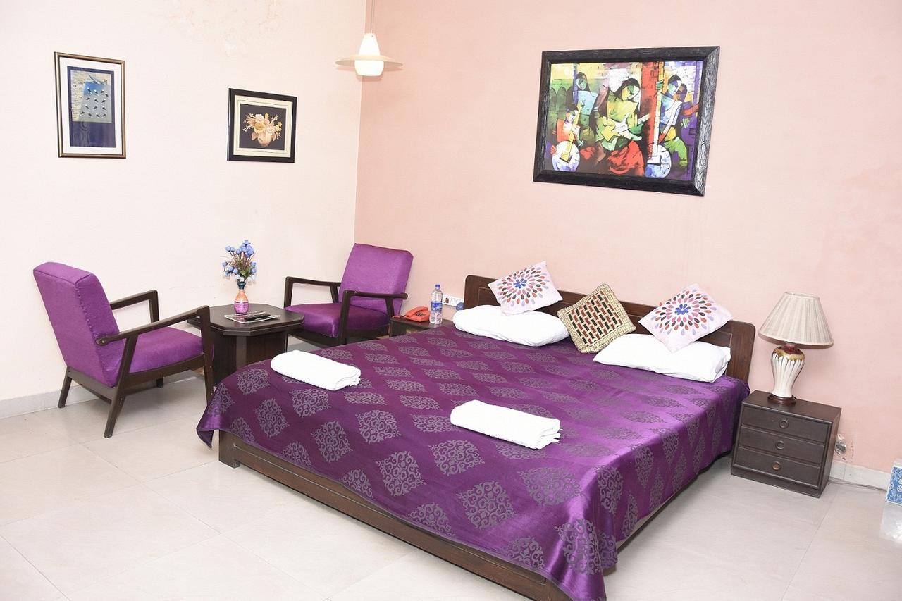 Modipur Hotel Rāmpur Dış mekan fotoğraf